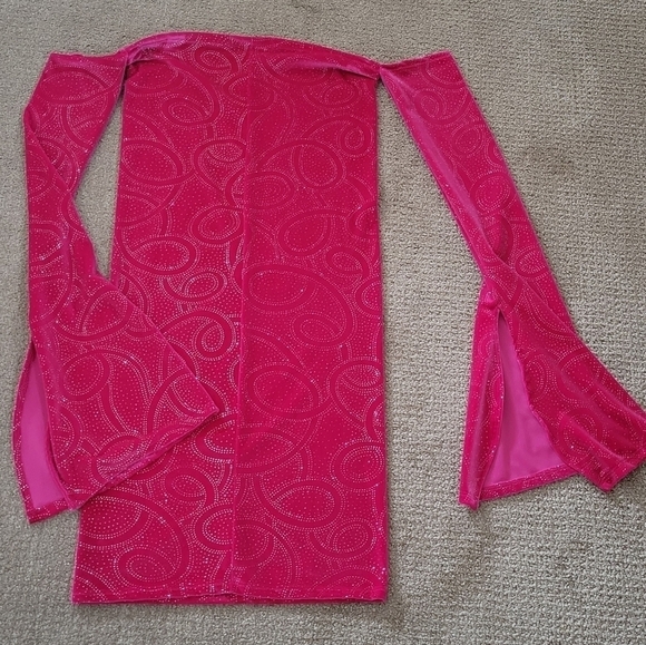 Twiley Collection NWOT Off The Shoulder Bardot Bell Sleeve Sequin Party Dress - Picture 7 of 15